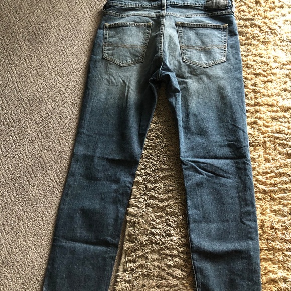 Jeans - Picture 1 of 2